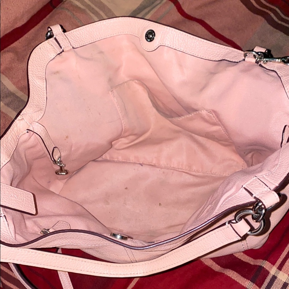 Coach Pink Shoulder Bag with Pebbled Leather (75) - Picture 4 of 10